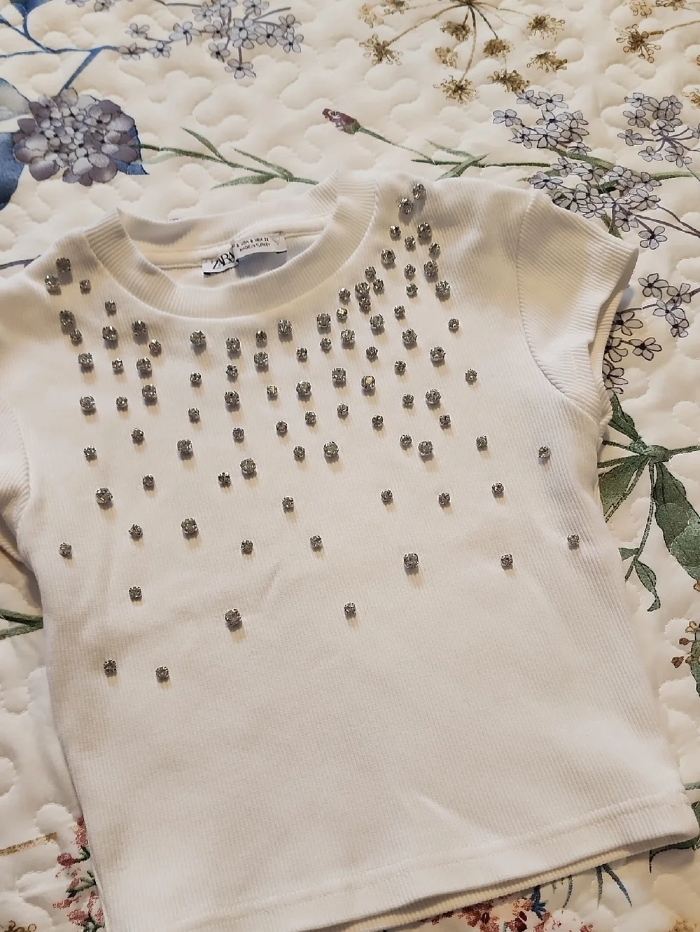 Zara White Short Sleeve Top with Silver Rhinestone Detail - Picture 6 of 6